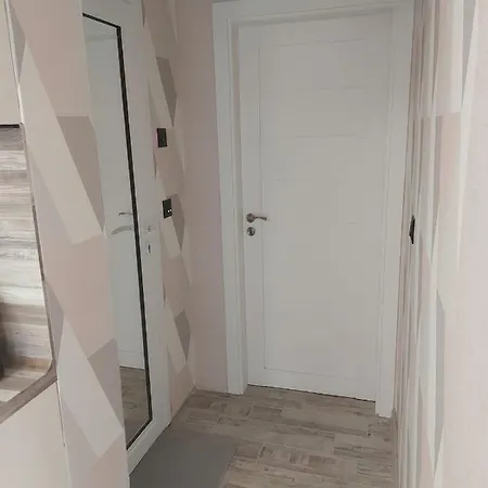 Апартамент Божур Varna Exterior photo